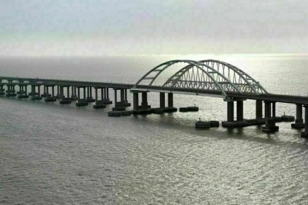 Движение автомобилей по Крымскому мосту будет идти с перерывами с 7 по 10 ноября
