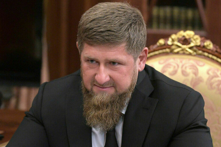 Кадыров поддержал решение Суровикина об отводе войск с правого берега Днепра