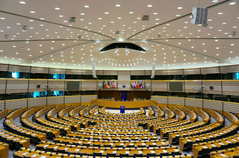 Европарламент проголосует по резолюции о признании России страной-террористом