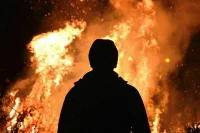 В Козинке из-за обстрела загорелась емкость с дизельным топливом