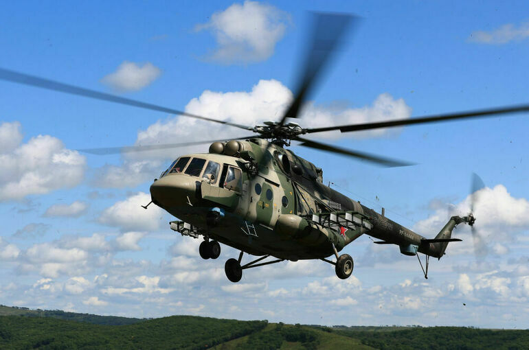 В Иркутской области совершил жесткую посадку вертолет Ми-8