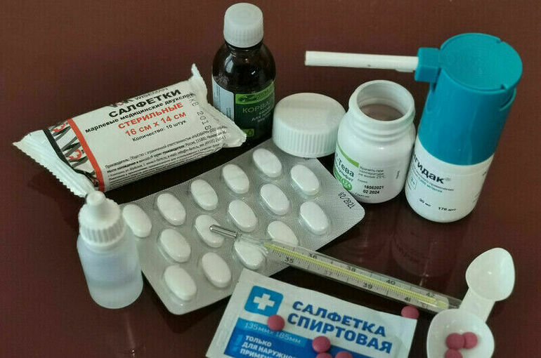 В Роспотребнадзоре предупредили о росте заболеваемости ОРВИ, гриппом и коронавирусом