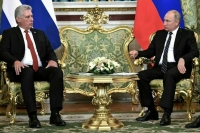 Владимир Путин проводит переговоры с президентом Кубы