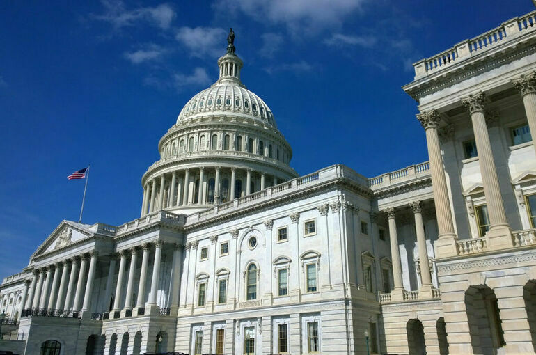 США вывели из-под ограничений операции по поставкам российской нефти в Болгарию