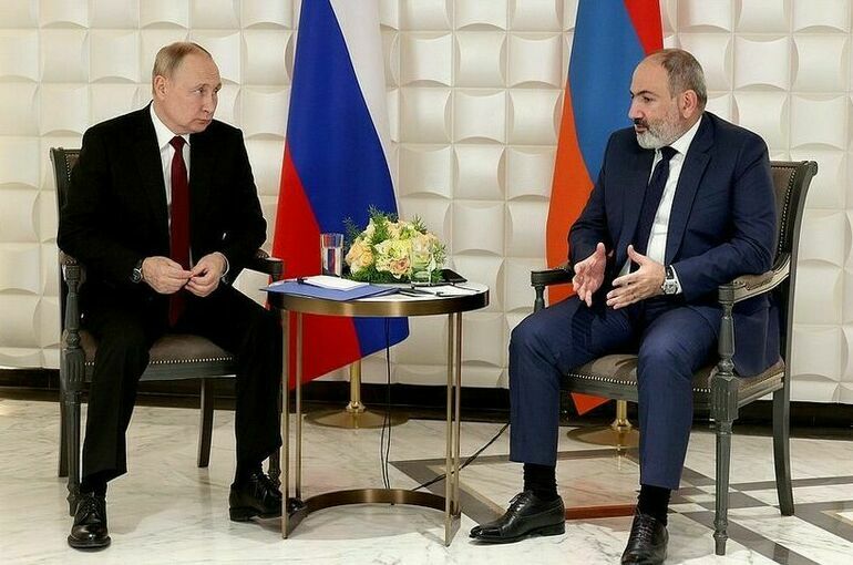 Путин  и Пашинян обсудили разблокирование транспортных артерий