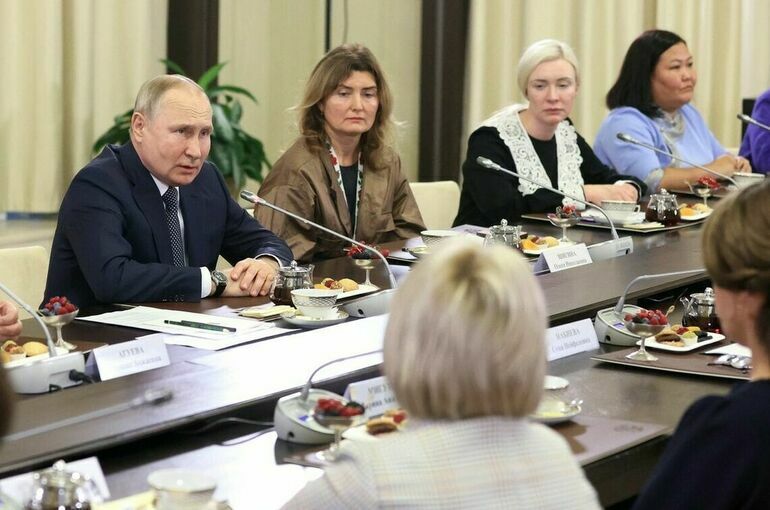 Путин заявил, что лично разделяет боль матерей, потерявших сыновей в ходе СВО