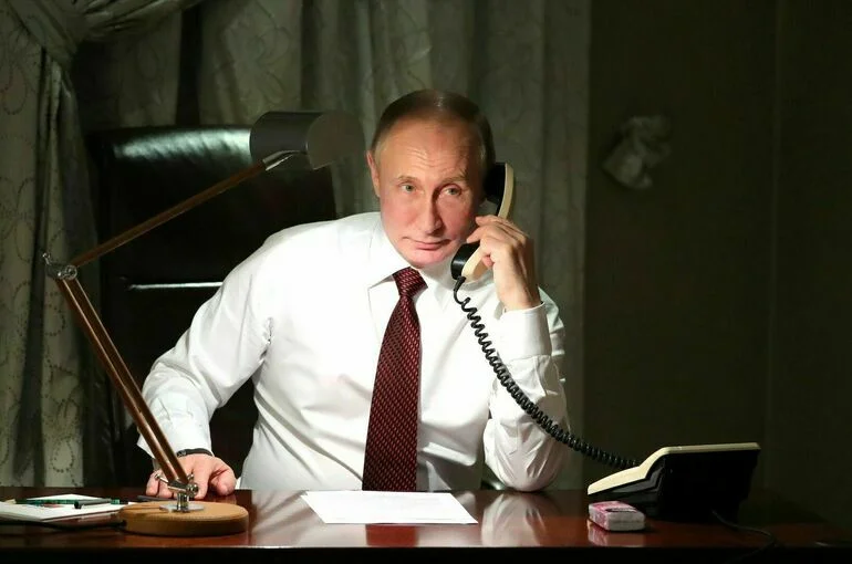 Путин и Алиев обсудили трехсторонние договоренности РФ, Азербайджана и Армении