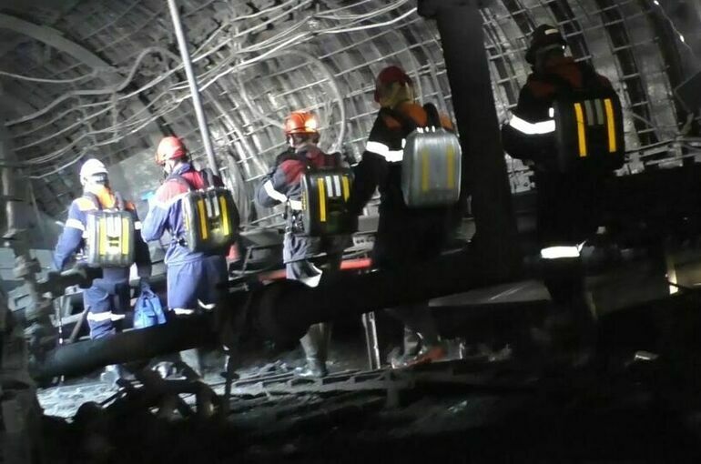 В Ростехнадзоре назвали причины трагедии на шахте «Листвяжная»