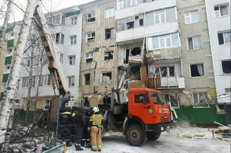 В жилом доме Нижневартовска обрушились два этажа