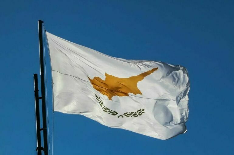 На Кипре депутаты раскритиковали гостелеканал за отказ транслировать дебаты по бюджету