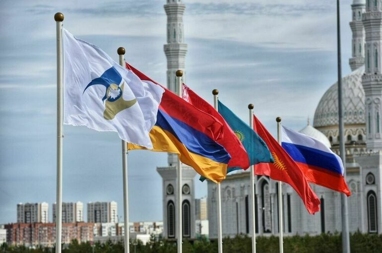 Саммит ЕАЭС открылся в Киргизии