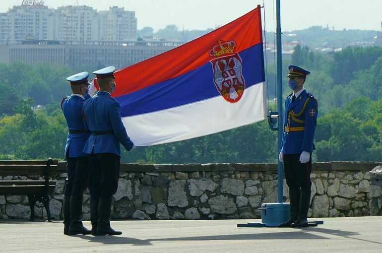 Белград рассмотрит возможность введения в Косово до тысячи сербских силовиков