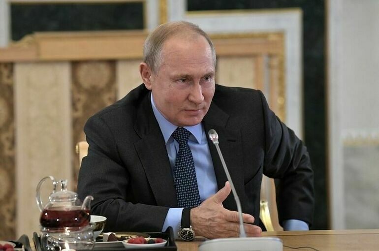 Путин пригласил лидеров стран СНГ на предновогоднюю встречу в Петербурге
