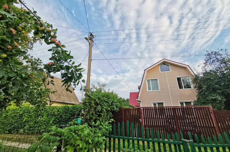 Налоговые льготы для некоторых категорий граждан предлагают распространить на дачи