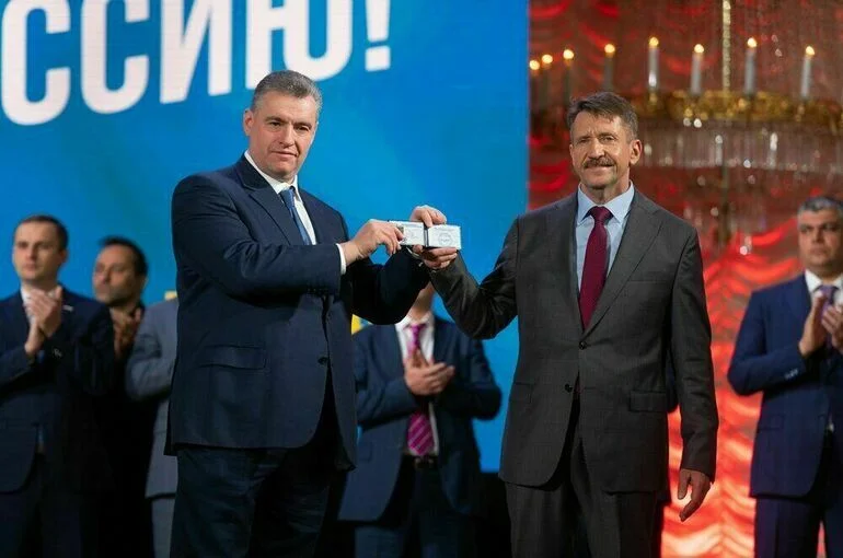Виктор Бут объяснил решение вступить в партию ЛДПР