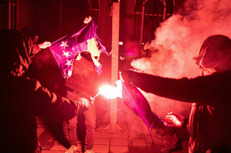 Джабаров объяснил, зачем Запад поддерживает конфликт в Сербии