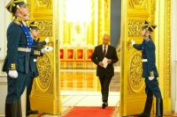 Путин наградит орденом «За заслуги перед Отечеством» Пасечника и Пушилина