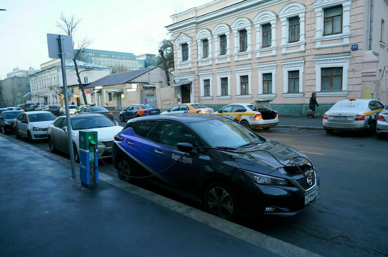 Автоэксперт рассказал, как электромобили ведут себя в условиях русской зимы