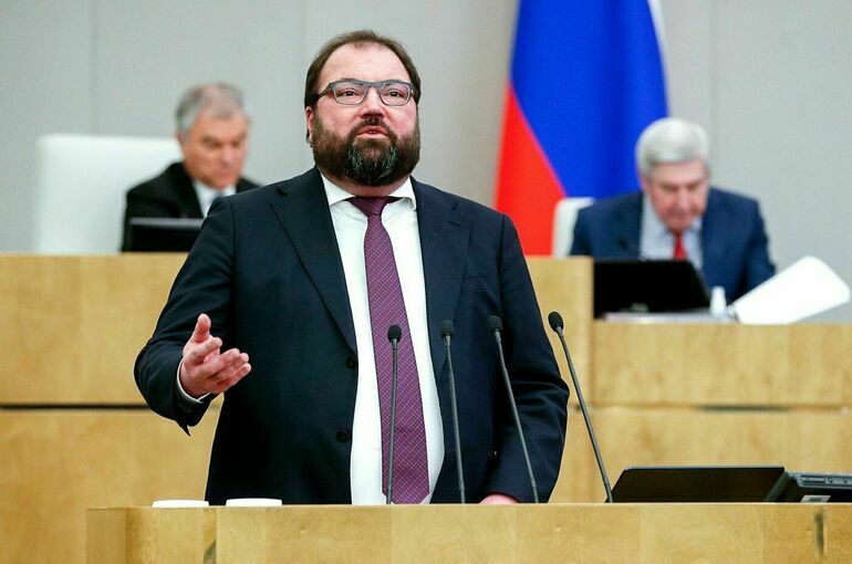 Шадаев сообщил, что Россия уверенно реализует программы цифровизации и цифровой трансформации