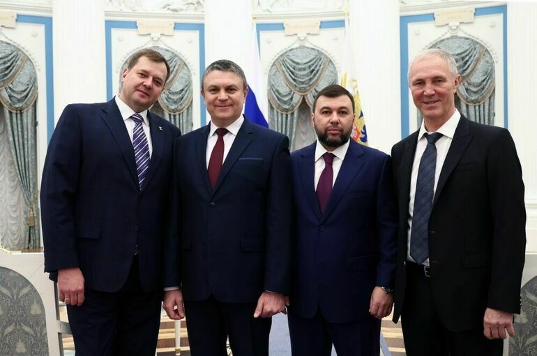 Путин наградил лидеров новых регионов за защиту населения от украинской агрессии