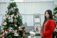 В Госдуме открылась выставка новогодних елок