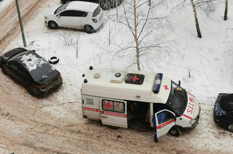В Красногорске возбудили дело после гибели ребенка в результате падения снега с крыши