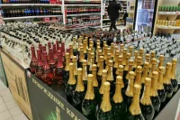 Совфед одобрил особый порядок госрегулирования рынка алкоголя в новых регионах