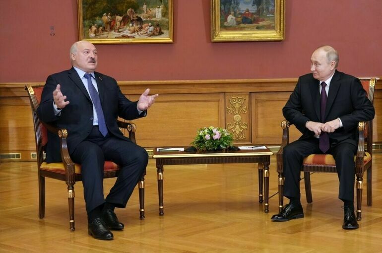 Путин и Лукашенко начали переговоры в Русском музее