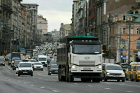 Получение спецразрешений для движения грузовиков в Москве предложили упростить