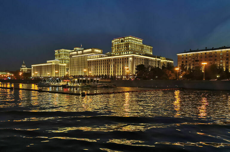 В Минобороны предложили повысить предельные оклады глав подведомственных предприятий