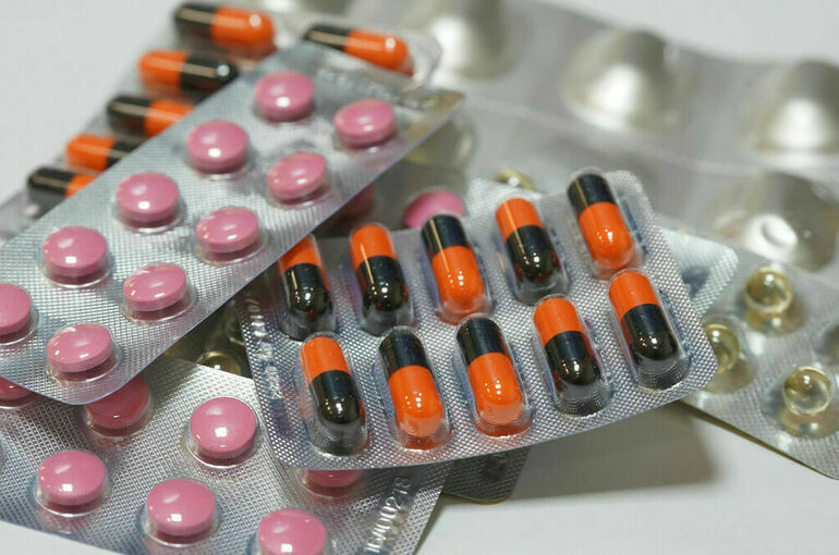 Кабмин расширил список жизненно важных лекарств на 2023 год - Парламентская  газета
