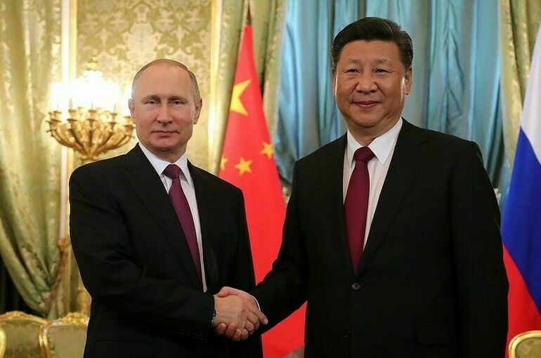Путин пригласил Си Цзиньпина посетить Москву в следующем году
