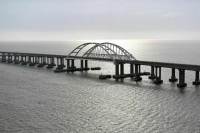 На Крымском мосту установили первый пролет левой автомобильной части