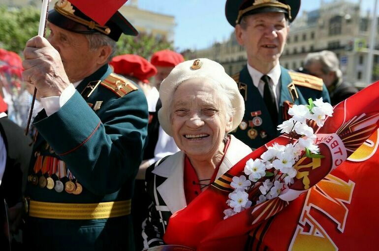 В Госдуму внесли законопроект о ежегодных выплатах ветеранам ко Дню Победы