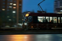 В Санкт-Петербурге автобус сбил выходившего из трамвая подростка