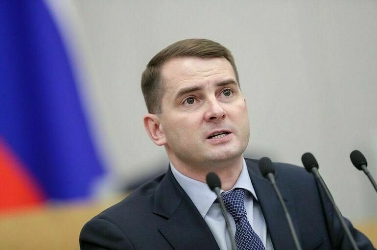 Нилов сообщил о завершении работы над законопроектом о стипендиях не ниже уровня МРОТ