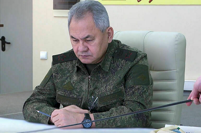 Шойгу проинспектировал штаб группировки войск «Восток» в зоне СВО