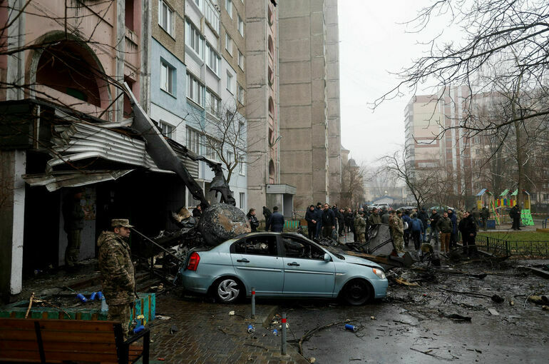 В Киевской области при падении вертолета погибли 16 человек и 22 пострадали