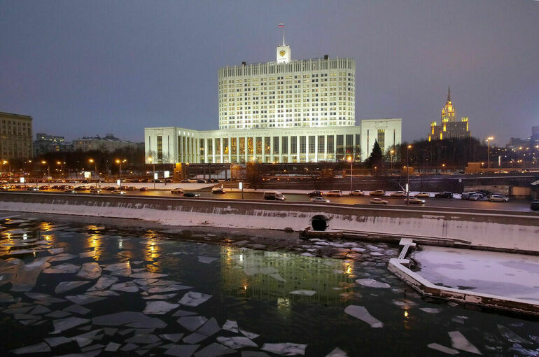 Правительство РФ не поддержало законопроект о выходном дне 31 декабря