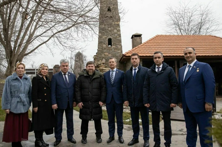 Делегация Совета Федерации с Рамзаном Кадыровым.