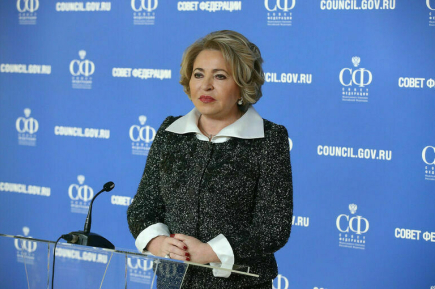 Матвиенко заявила, что сейчас социально-экономическая ситуация в Крыму стабильна