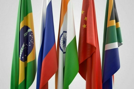 Шесть стран подали официальные заявки на вступление в БРИКС