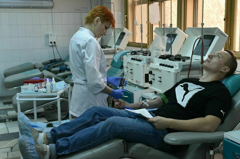 Должников не допустят к работе с донорской кровью