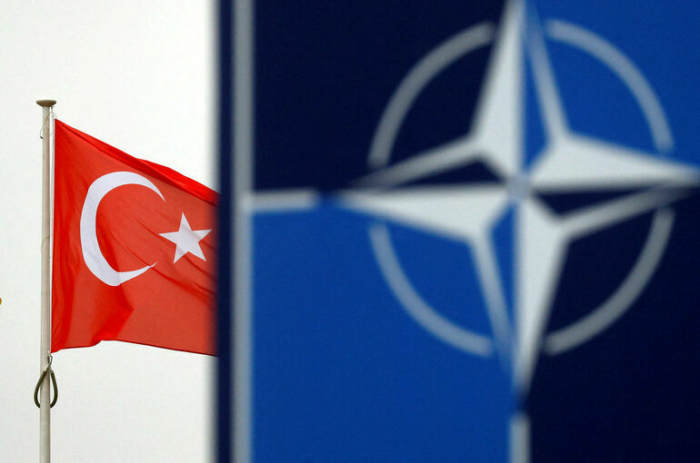 Джабаров оценил вероятность выхода Турции из НАТО