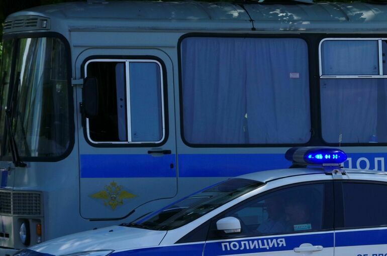 Пассажирский автобус врезался в историческое здание в Уфе 