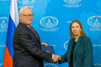 Рябков обсудил с послом США вопросы контроля над вооружениями
