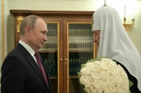 Путин отметил усилия патриарха Кирилла в укреплении нравственных ценностей