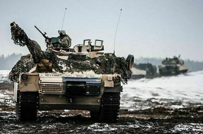 Запад увеличивает поставки оружия Киеву