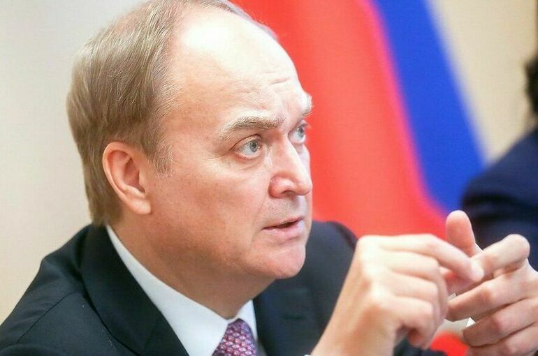Антонов заявил о попытке США обойти запрет на наем россиян в посольство в Москве
