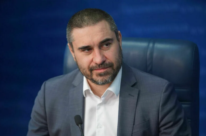 Дмитрий Хубезов